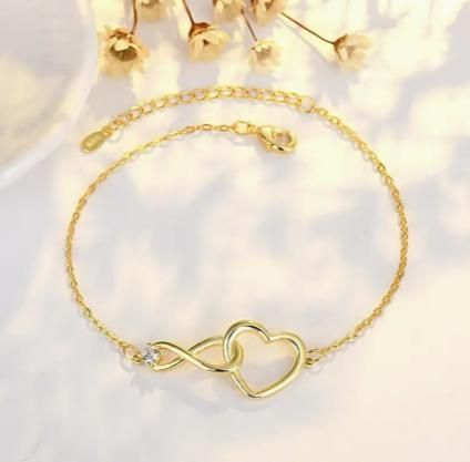 EternaHeart Sparkle Bracelet™